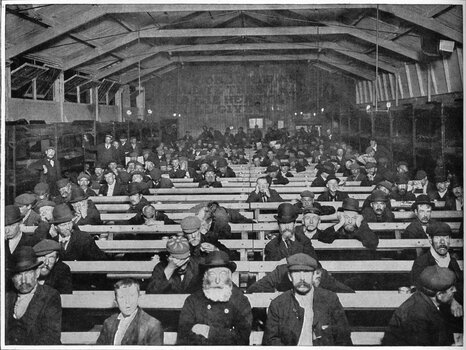 Unbekannt_-_The_Penny_Sit-Up_Salvation_Army_shelter_Blackfriars_London_c1900_1901_-_(MeisterDr...jpg Unbekannt_-_The_Penny_Sit-Up_Salvation_Army_shelter_Blackfriars_London_c1900_1901_-_(MeisterDr...jpg