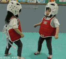 gif.gif