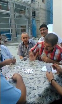 kart_oynarken_kendinden_gecen_dayi_2521.jpg kart_oynarken_kendinden_gecen_dayi_2521.jpg